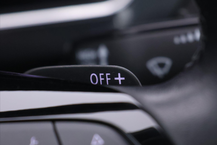 Volkswagen Tiguan 1,5 TSi 110kW DSG Highline CZ