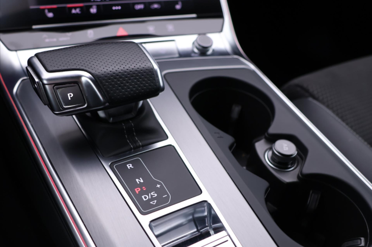 Audi S6 3,0 253KW Quattro CZ DPH 48tkm