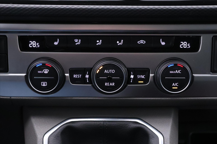 Volkswagen Caravelle 2,0 TDI 110 kW CZ