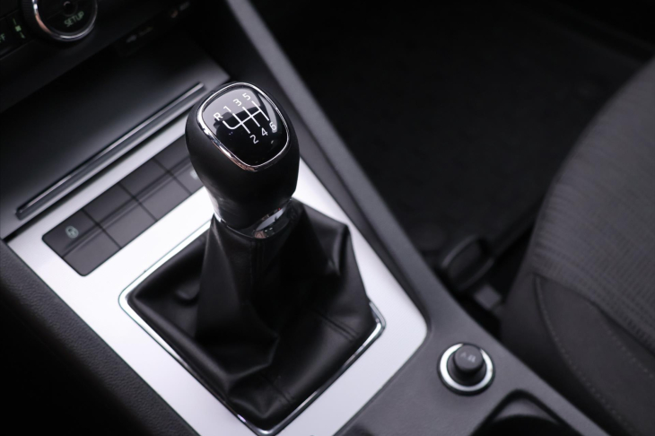 Škoda Octavia 1,4 TSI 103kW Elegance CZ DPH