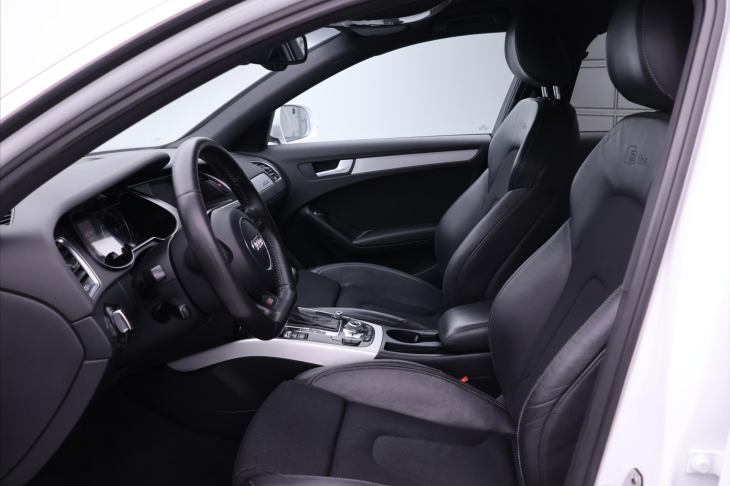Audi A4 3,0 TDI Aut. S-line quattro