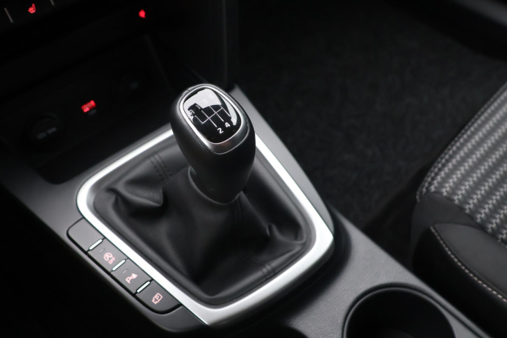 Kia Ceed 1,5 T-GDI 117kW DPH CZ