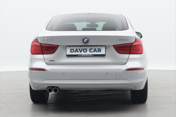 BMW Řada 3 2,0 320d 140kW xDrive CZ Sport-line