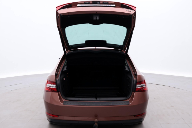 Škoda Superb 2,0 TDI 140kW L&K 4x4 CZ