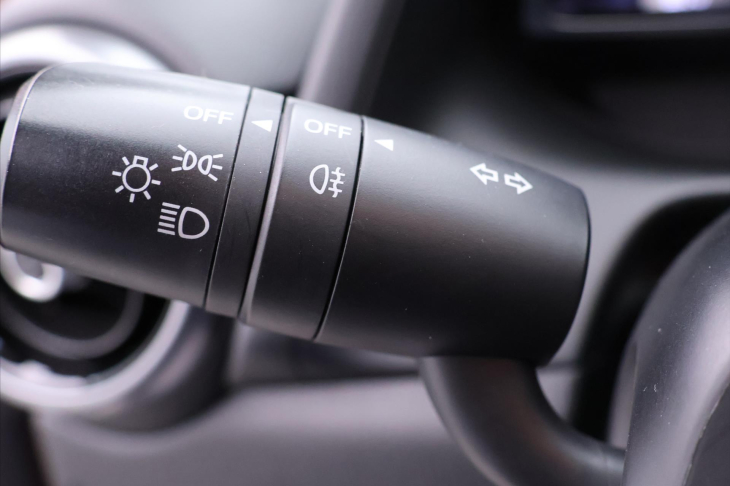 Mazda CX-3 2,0 Skyactive-G121 Revolution