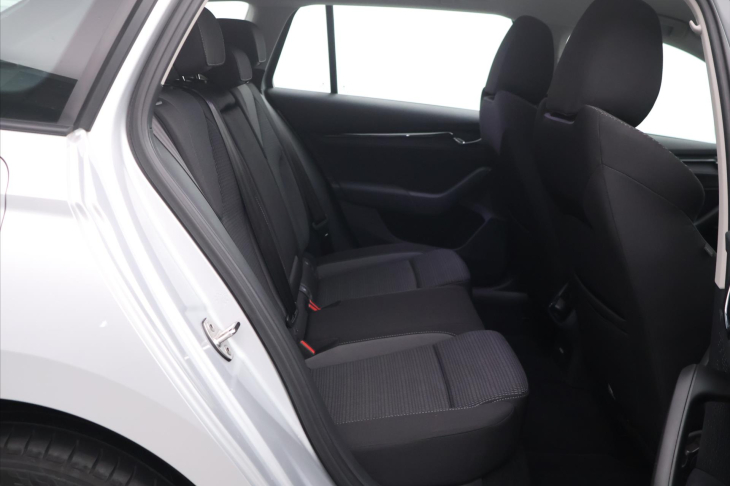 Škoda Octavia 2,0 TDI 110 kW Virtual Navi DPH