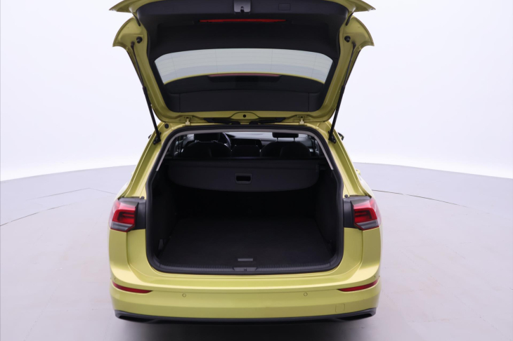 Volkswagen Golf Variant 1,5 TSI 110kW CZ LED 1.Maj