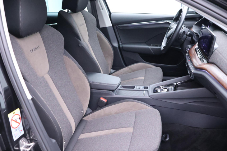 Škoda Octavia 2,0 TDI 147kW DSG Scout DPH