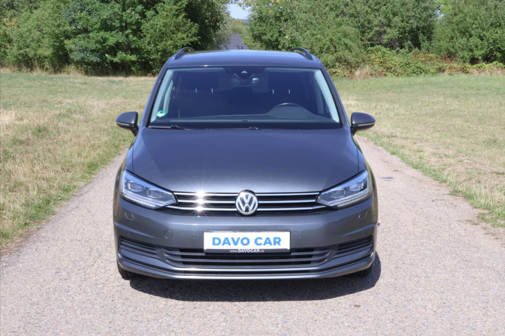 Volkswagen Touran 2,0 TDI 110kW DSG LED 1.Maj.