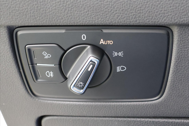 Volkswagen Arteon Shooting Brake 2,0 TSI 206kW R-line DSG DPH CZ