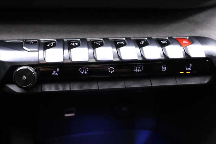 Peugeot 5008 2,0 HDI 133kW Aut. GT line CZ