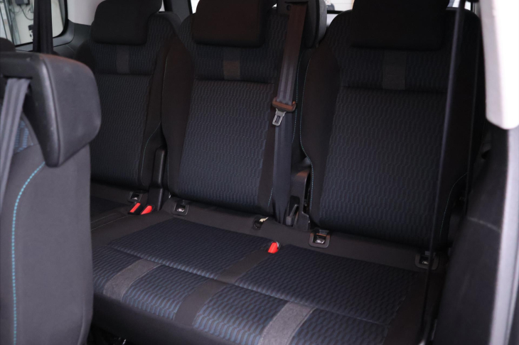 Peugeot Traveller 2,0 HDi 106kW CZ L2 8-Míst DPH