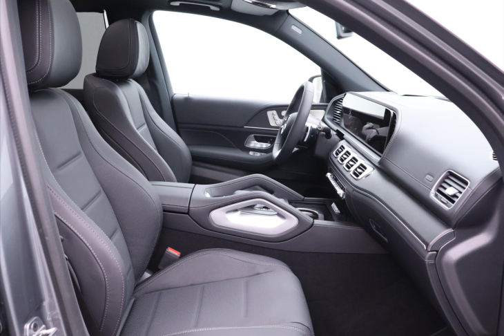 Mercedes-Benz GLE 3,0 450d 4Matic AMG Premium 7-Míst