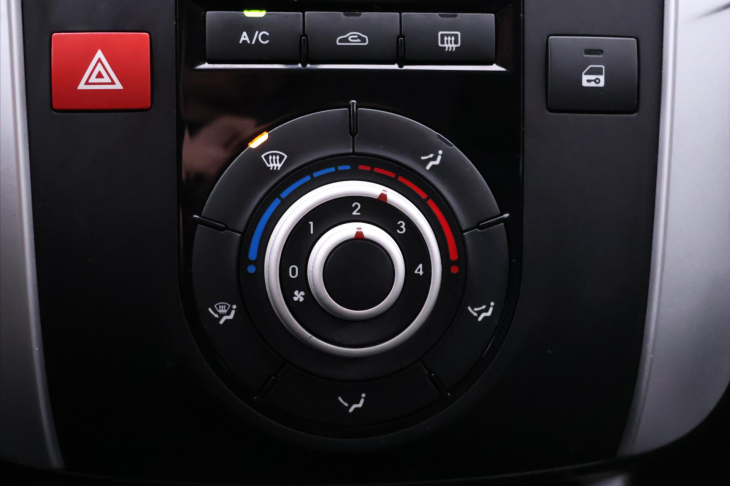 Kia Venga 1,4 CVVT 66kW CZ Klimatizace