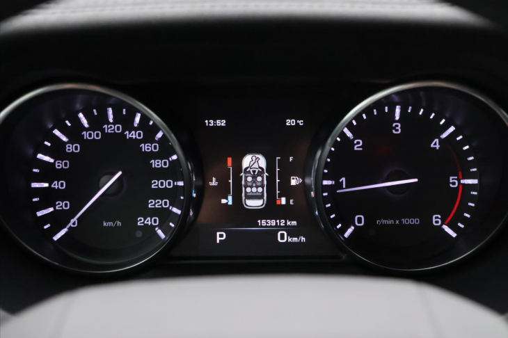 Land Rover Range Rover 2,2 TD4 Prestige CZ 1.maj DPH