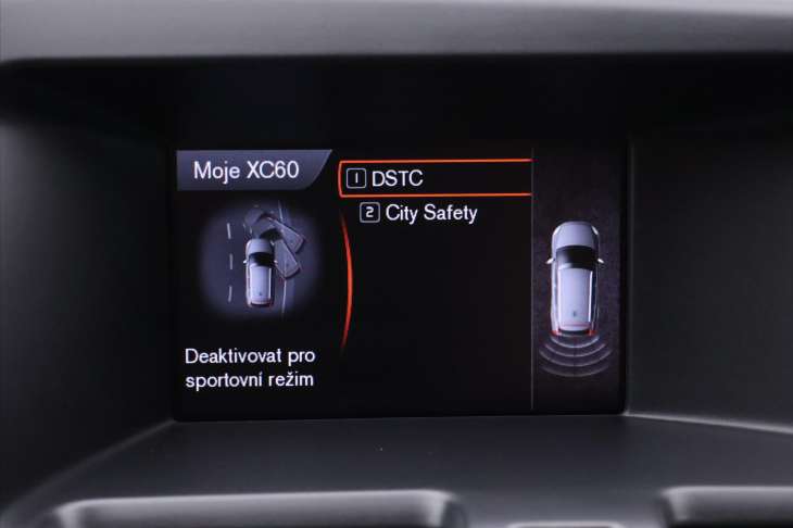 Volvo XC60 2,0 D3 100kW Serv.Kniha