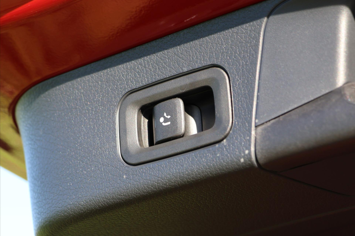 Mercedes-Benz GLB 2,0 200d 4Matic AMG Premium+