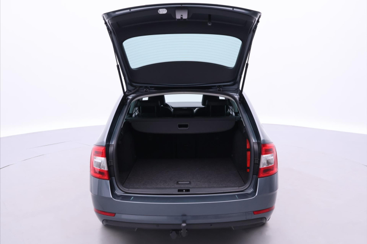 Škoda Octavia 1,0 TSI Style Plus Navi DPH