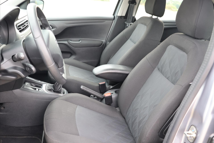 Citroën C-Elysée 1,2 PT Selection Navi 1.Maj