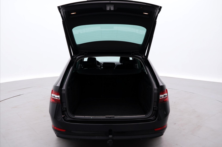 Škoda Superb 2,0 TDI 110kW CZ Style DSG
