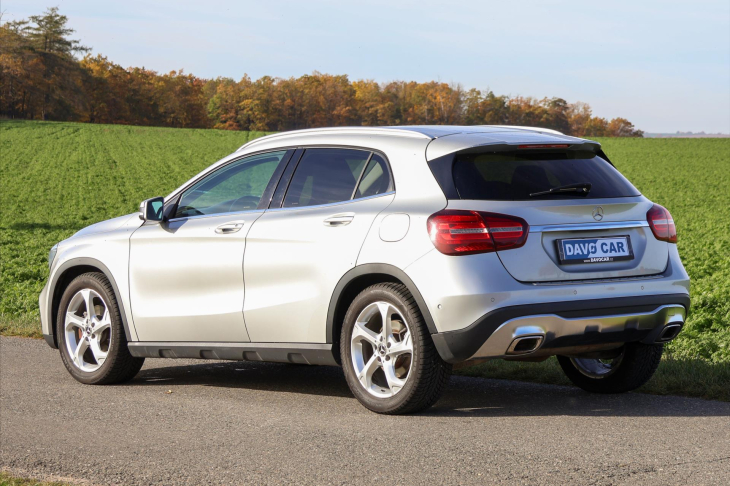 Mercedes-Benz GLA 2,1 220d 4Matic Aut. CZ LED