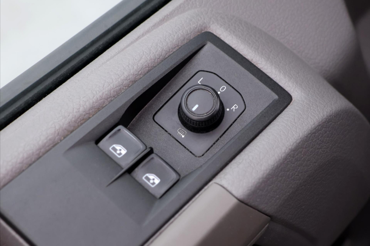 Volkswagen Crafter 2,0 TDI 130kW CZ Dílna DPH