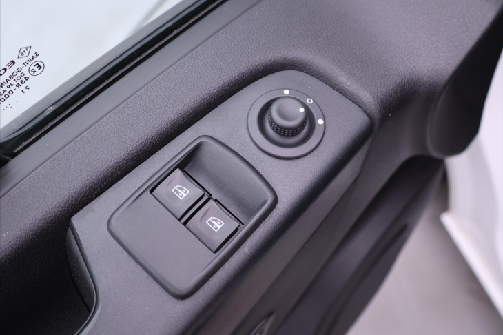 Renault Trafic 2,0 dCi 107kW 1.Maj CZ DPH