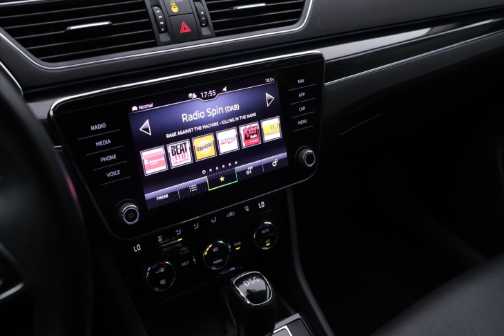 Škoda Superb 2,0 TDI 147kW L&K LED DSG CZ