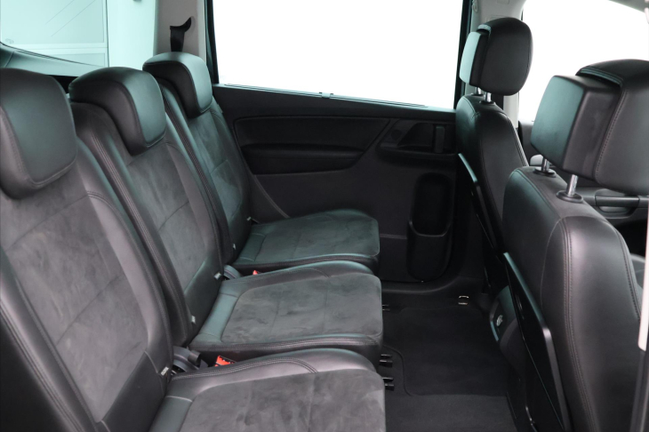 Volkswagen Sharan 2,0 TDI 130kW DSG Highline Xenon