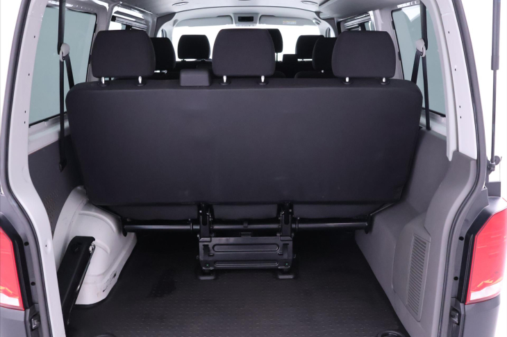 Volkswagen Transporter 2,0 TDI 110kW DSG 9-Míst CZ DPH