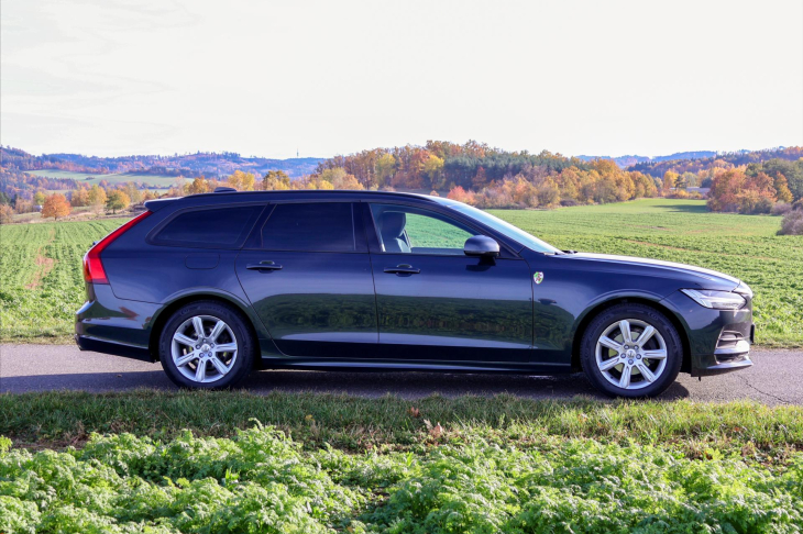 Volvo V90 2,0 110kW ALU Tažné Serviska