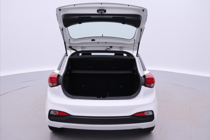 Hyundai i20 1,3 i 55kW Klimatizace CZ DPH