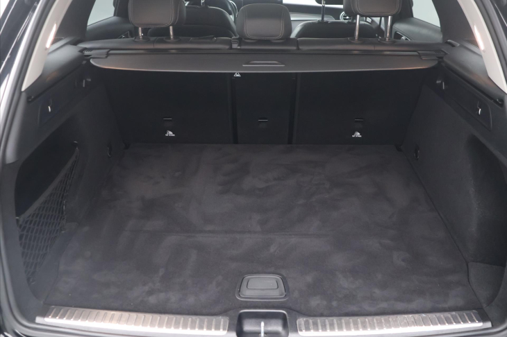 Mercedes-Benz GLC 2,0 200 4Matic DPH CZ 1.Maj.