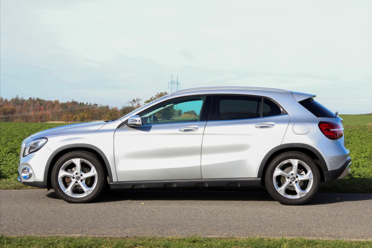 Mercedes-Benz GLA 2,1 220d 4Matic Aut. CZ LED