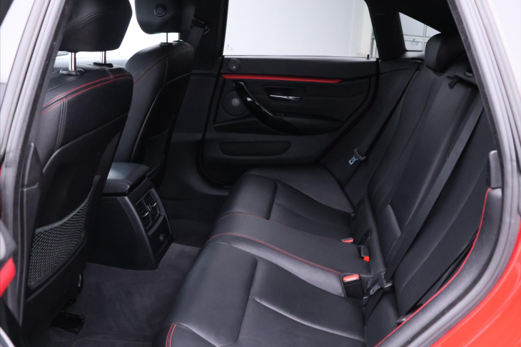 BMW Řada 4 2,0 420d xD CZ GranCoupé Sport