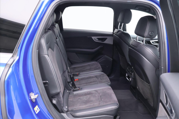 Audi Q7 3,0 TDI 200kW Quatrtro CZ DPH