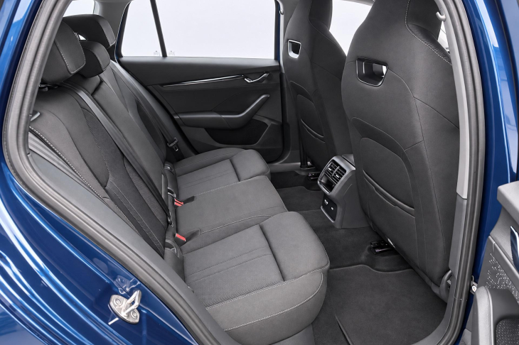 Škoda Octavia 2,0 TDI 110kW DSG Sportline CZ DPH