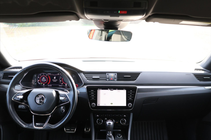 Škoda Superb 2,0 TDI DSG Sportline LED DPH