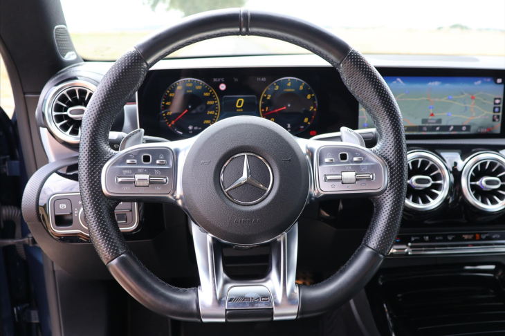 Mercedes-Benz CLA 2,0 35 AMG 225kW 4Matic DPH CZ