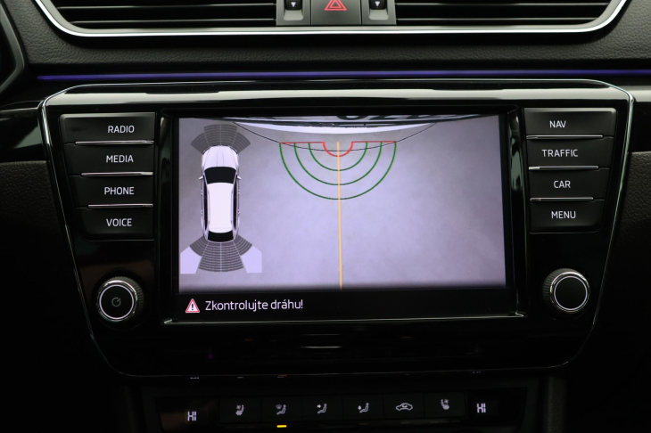 Škoda Superb 2.0 TDI DSG 140kW L&K 4x4 CZ