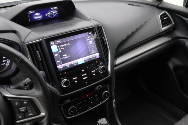 Subaru Forester 2,0 e-Boxer 110kW Comfort CZ