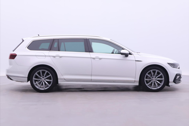Volkswagen Passat 2,0 TSI 200kW CZ R-Line 4M