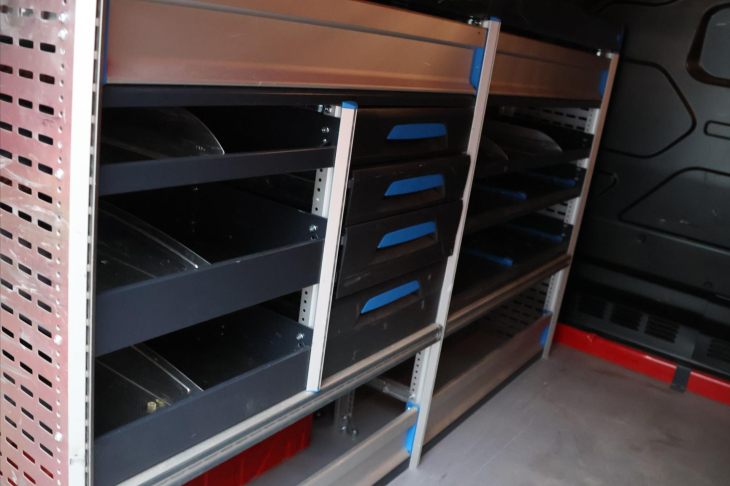 Ford Transit Custom 2,0 TDCi Pojízdná Dílna CZ DPH