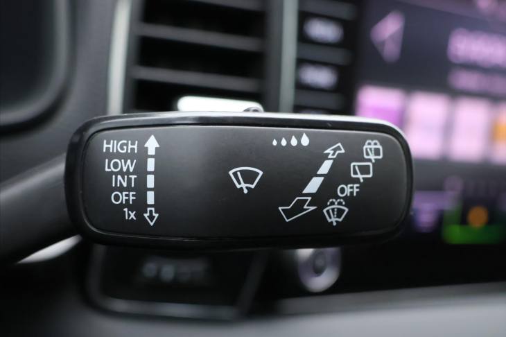 Škoda Karoq 2,0 TDI 85kW DSG Style CZ DPH