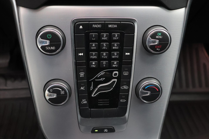Volvo V40 2,0 D2 Drive-E Aut Momentum