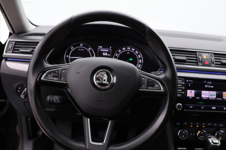 Škoda Superb 2.0 TDI 140kW 4x4 Style CZ