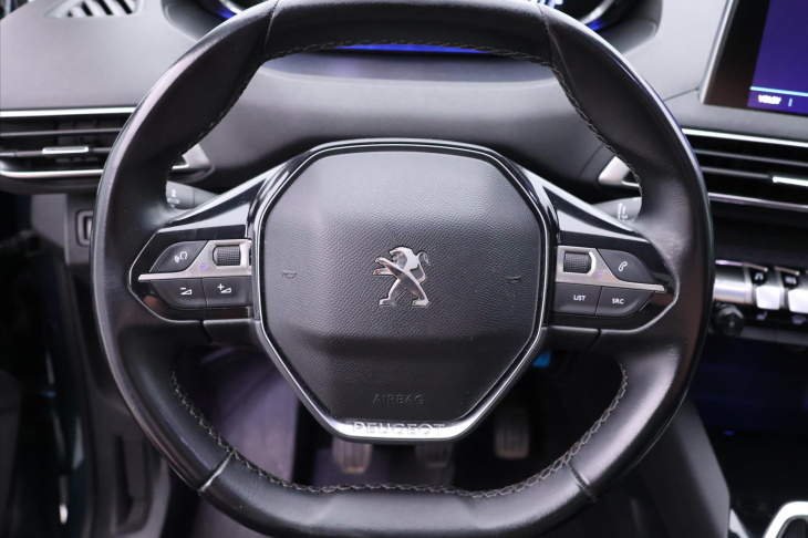 Peugeot 5008 1,5 HDI 96kW Allure CZ 7-Míst