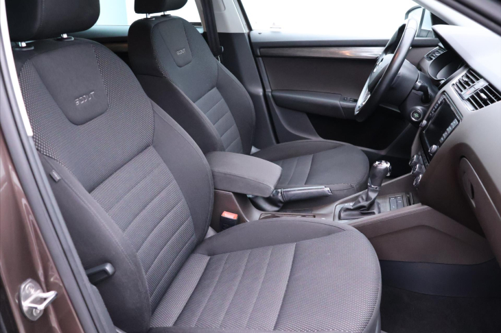 Škoda Octavia 2,0 TDI 135kW 4x4 DSG CZ Scout