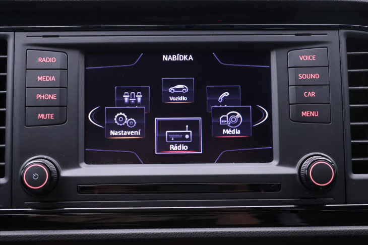 Seat Leon 2,0 TSI DSG Cupra 206kW LED CZ