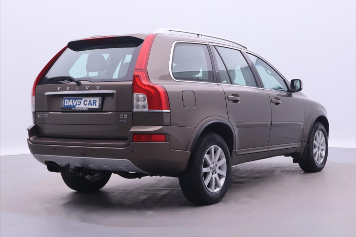 Volvo XC90 2,4 D5 147kW AWD Summum 7-Míst